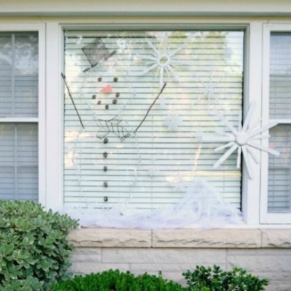 Outdoor holiday window