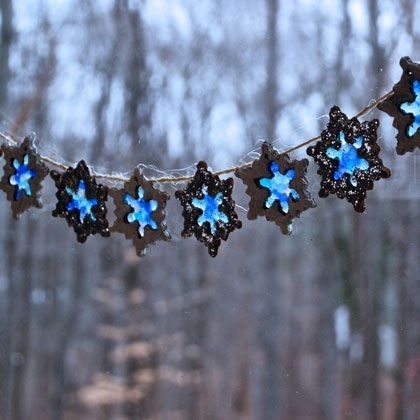 Snowflake Suncatcher Garland Snowflake Suncatcher Garland