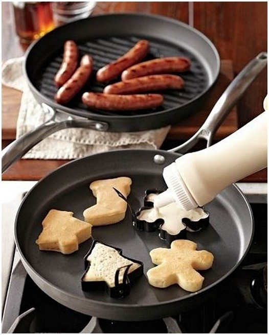 Cookie cutter pancakes
