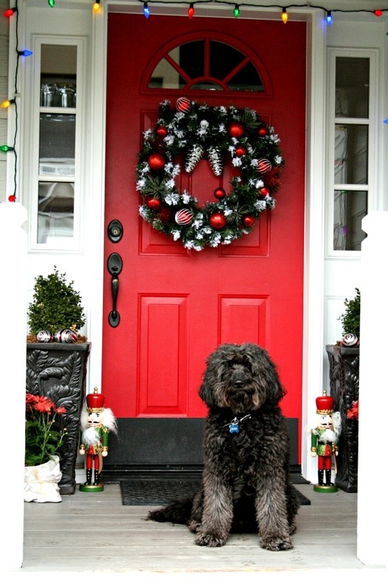 Wreath with pinecones and ornaments