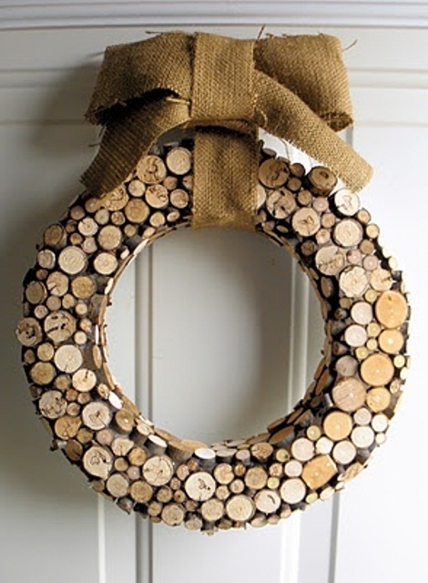 Wood wreath