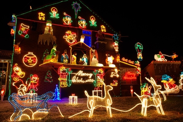 Elaborate Display of Lights Elaborate Display of Lights