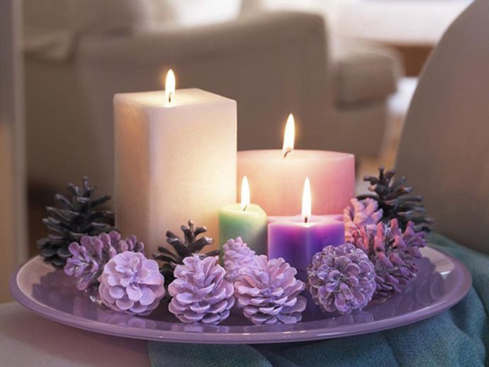 Pretty Candles & Pine Cones 