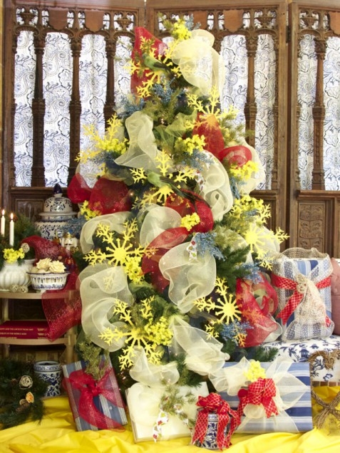 Yellow and blue tree