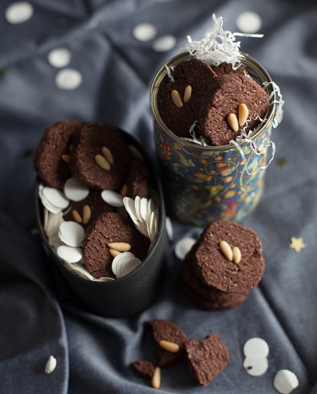 Chocolate and cinnamon cookies Chocolate and cinnamon cookies