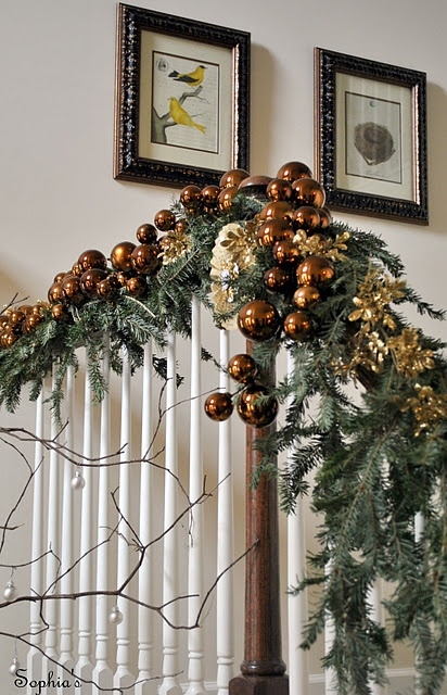 Stair baubles