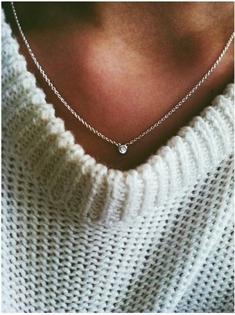 Charming diamond necklace