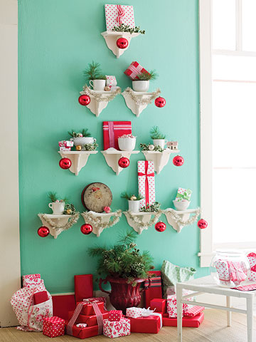 Wall shelf christmas tree
