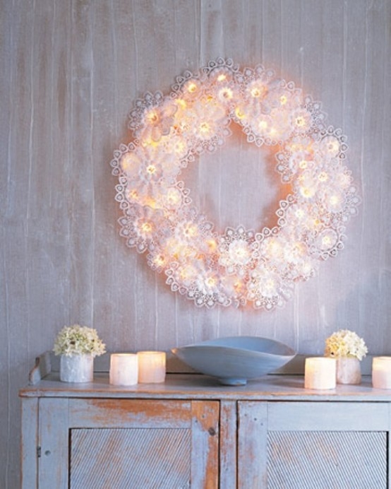 Glowing laced wreath Glowing laced wreath