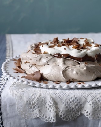 Chocolate pavlova
