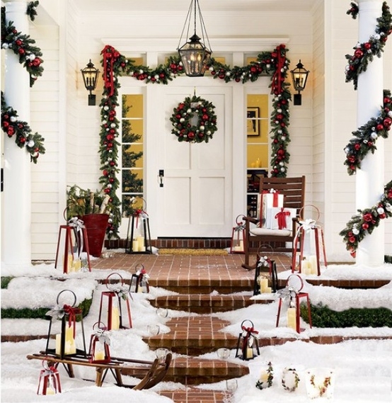 Ornaments and garland decor Ornaments and garland decor