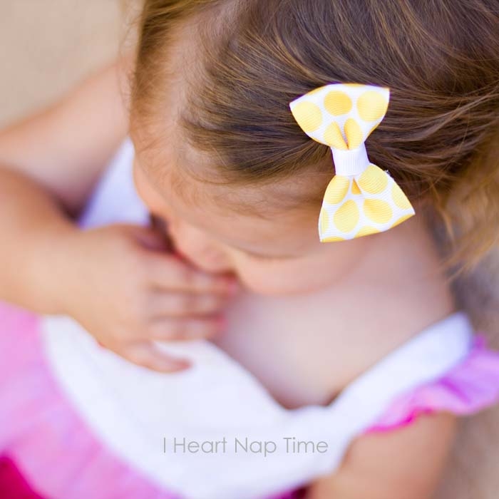 Simple hair bow Simple hair bow