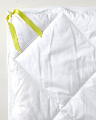 Keep duvet cover in place Keep duvet cover in place