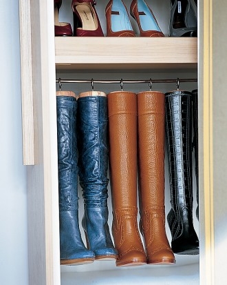 Boot hangers Boot hangers
