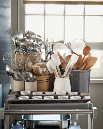 Stoveside organizer