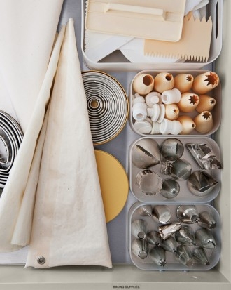 Cake and cookie decorating supplies Cake and cookie decorating supplies