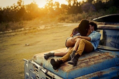A kiss in the sunlight