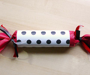 Party poppers Party poppers