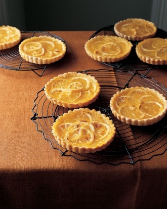 Classic shaker lemon tarts