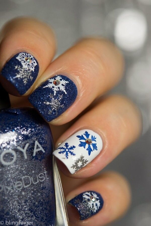 Snowflake nails Snowflake nails
