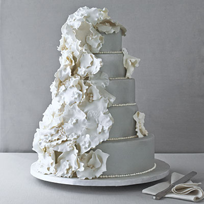 Pretty platinum wedding cake