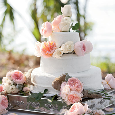 Floral wedding cake