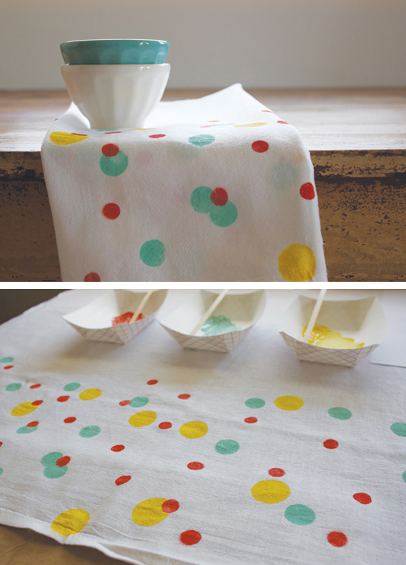 Confetti tablecloth and napkins