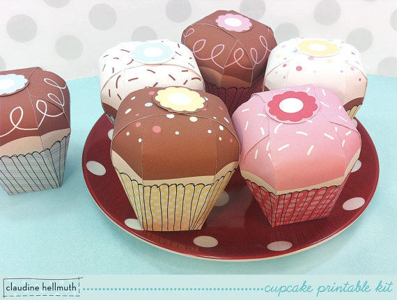 Cupcake favor boxes Cupcake favor boxes