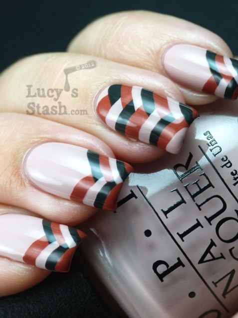 Fishtail braid nails
