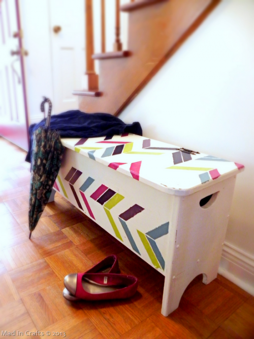Herringbone storage bench