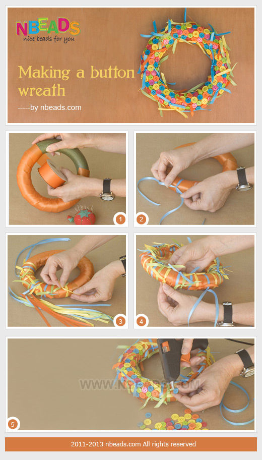 Making A Button Wreath Making A Button Wreath