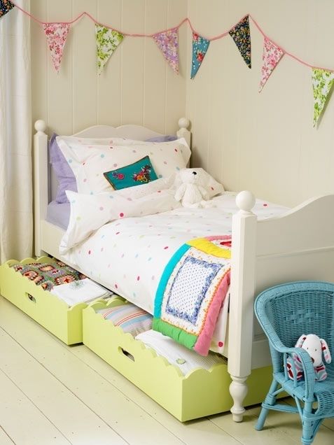 Scalloped wooden drawers Scalloped wooden drawers