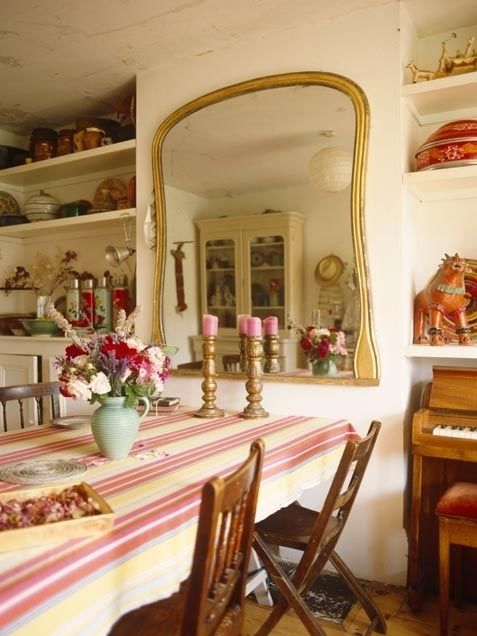 Built in shelves