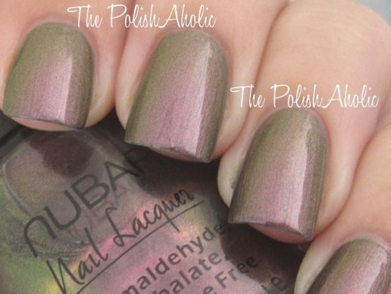 Mixed metals nails Mixed metals nails