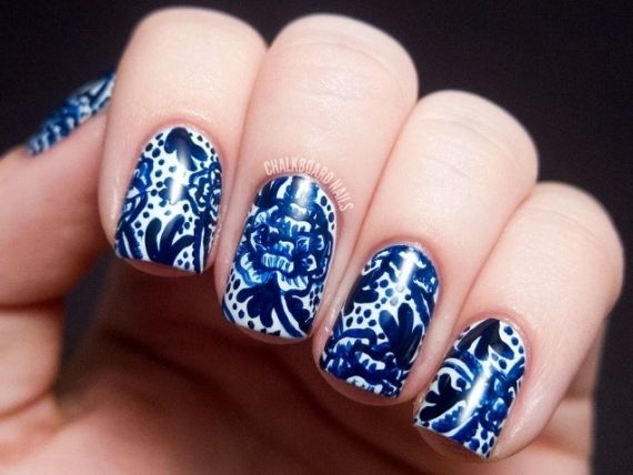 Porcelain nails Porcelain nails