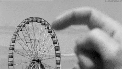 Ferris wheel turn Ferris wheel turn