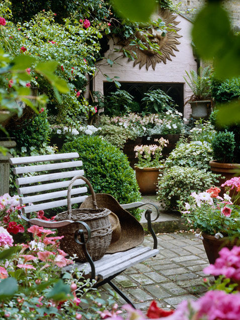 Small flower patio Small flower patio
