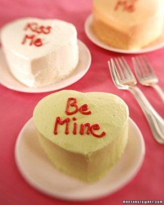 Mini heart shaped cake Mini heart shaped cake