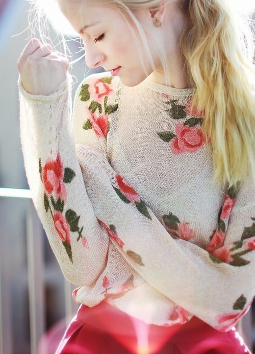 Pretty floral sweater
