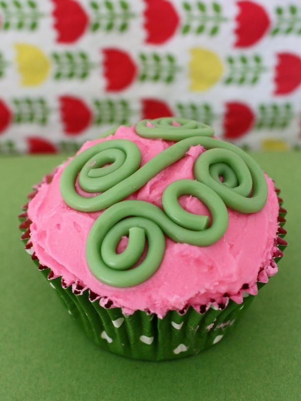 Licorice cupcake