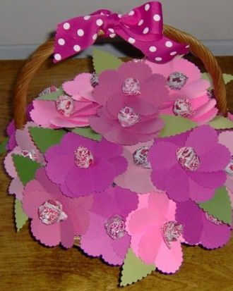 Lollipop flower basket