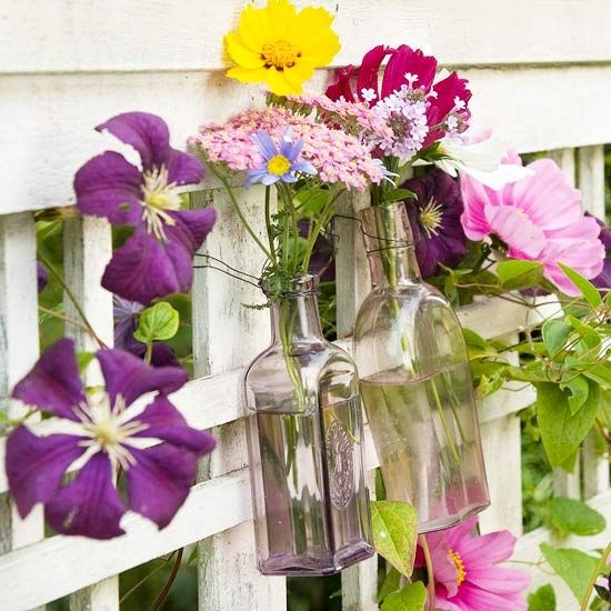 Easy flower bouquets in glass bottles