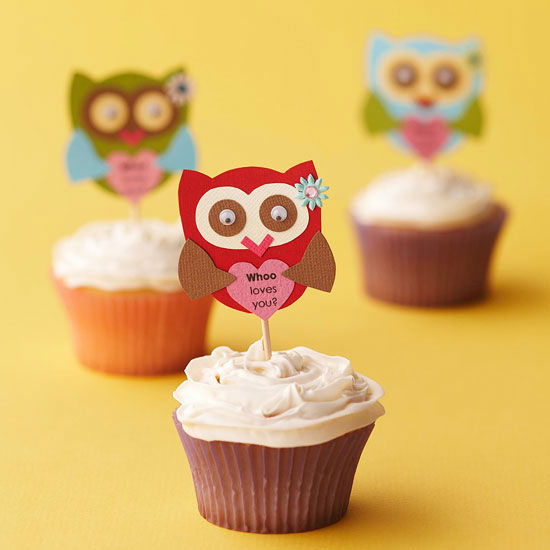 Whoo loves you cupcake