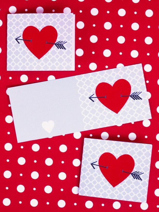 Cupids arrow valentines day card Cupids arrow valentines day card