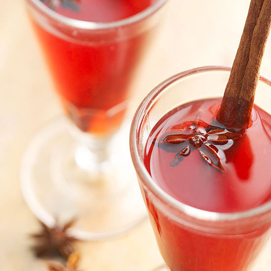 Warm wine drink