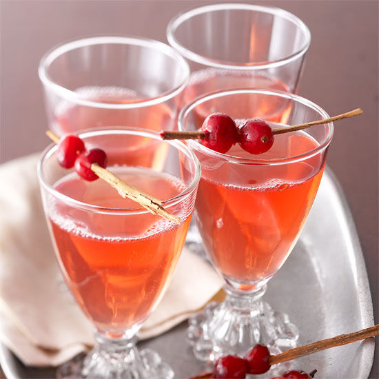 Hot scarlet wine punch