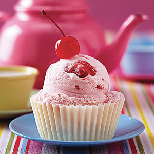 Valentines day mini sundaes Valentines day mini sundaes