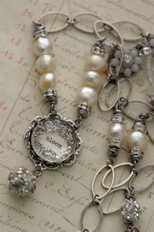 Bloom necklace
