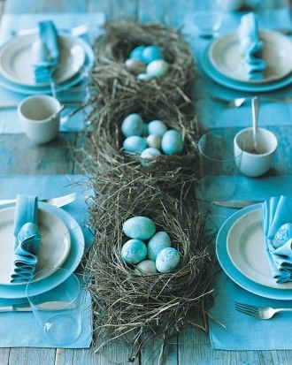 Marbleized egg table setting