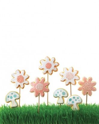 Spring flower sugar cookies